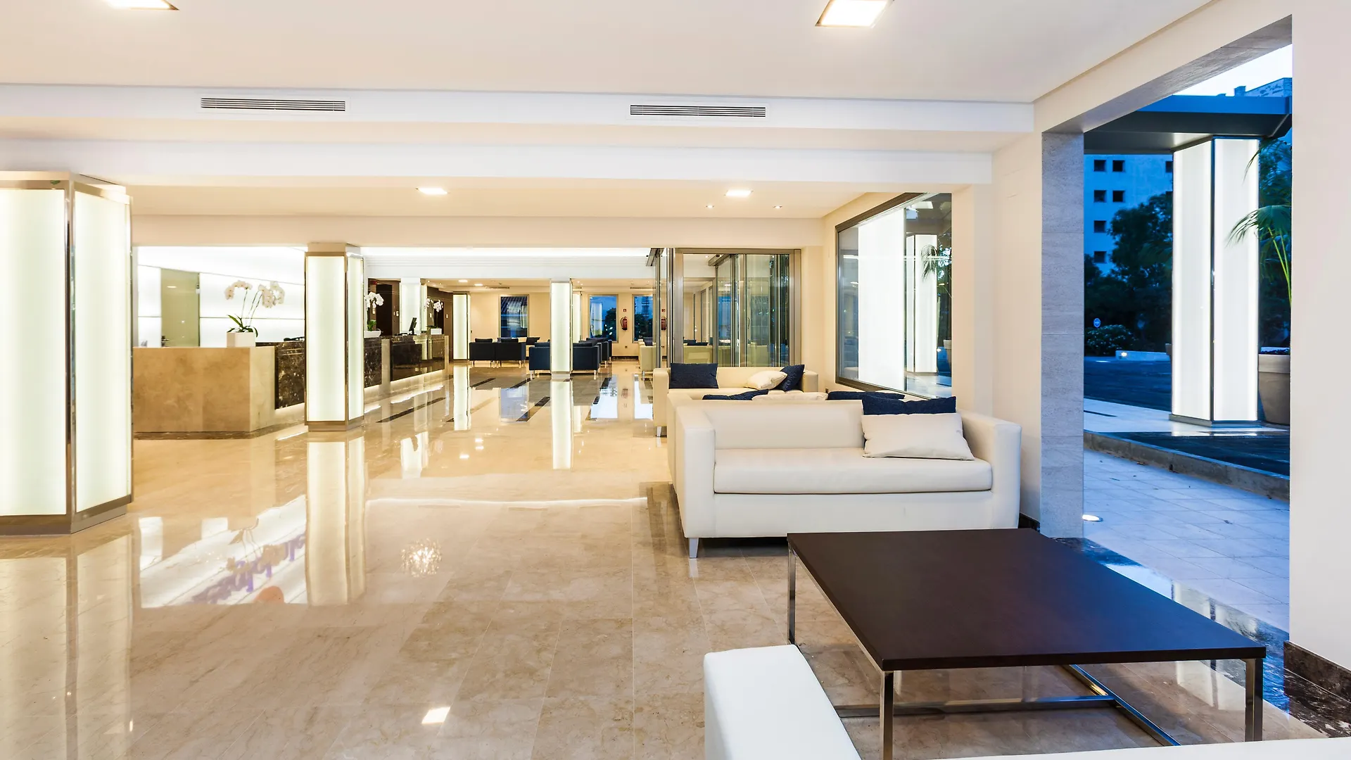Globales Playa Estepona 4*,  Espagne
